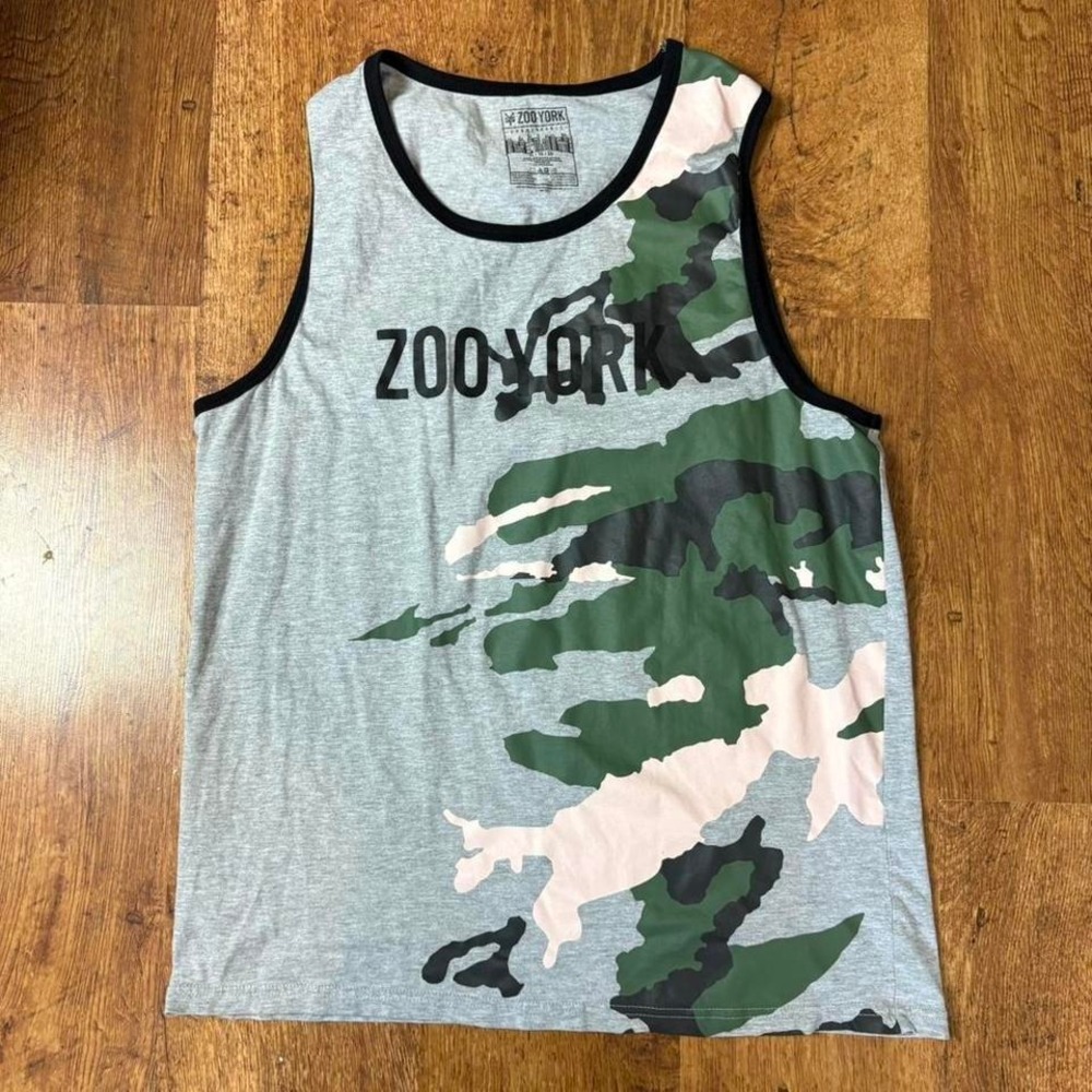 Zoo York camo tank top